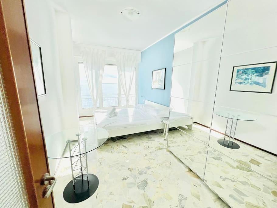 Suite Sunset 18 - Fronte Mare سانريمو المظهر الخارجي الصورة
