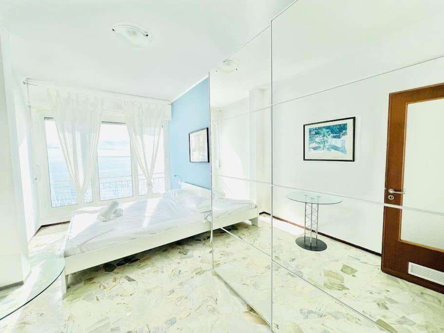 Suite Sunset 18 - Fronte Mare سانريمو المظهر الخارجي الصورة